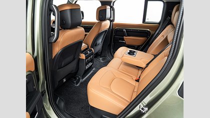 Defender 110 4