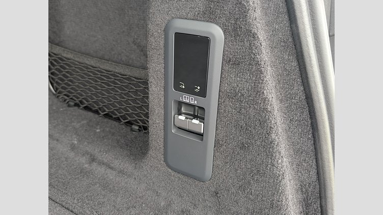 2026 認定中古車 Land Rover Range Rover Sport ジオラグリーン D300マイルドハイブリッド スタンダードホイールベース Autobiography
