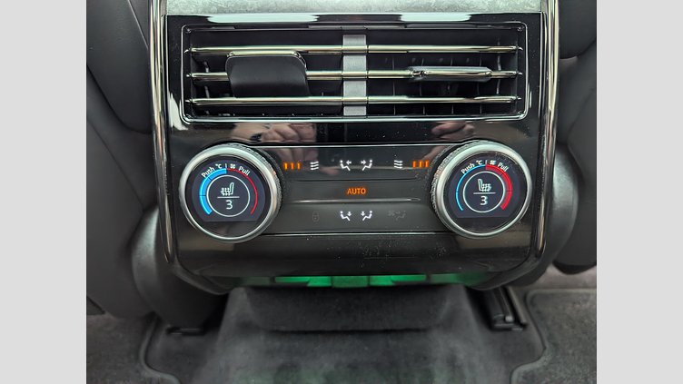 2026 認定中古車 Land Rover Range Rover Sport ジオラグリーン D300マイルドハイブリッド スタンダードホイールベース Autobiography