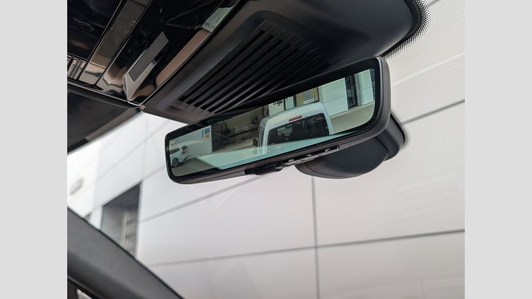 2026 認定中古車 Land Rover Range Rover Sport ジオラグリーン D300マイルドハイブリッド スタンダードホイールベース Autobiography