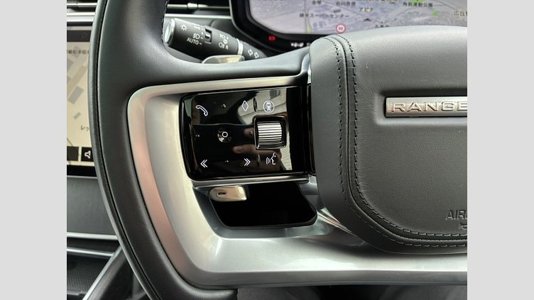 2024 認定中古車 Land Rover Range Rover オストゥーニパールホワイト（お取り扱いの有無については正規ディーラーにお問い合わせください） P550 AWD PHEV（AT） スタンダードホイールベース Autobiography