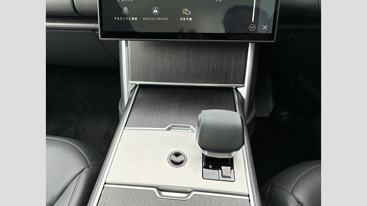 2024 認定中古車 Land Rover Range Rover オストゥーニパールホワイト（お取り扱いの有無については正規ディーラーにお問い合わせください） P550 AWD PHEV（AT） スタンダードホイールベース Autobiography