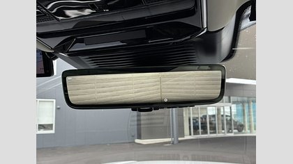 Range Rover 15