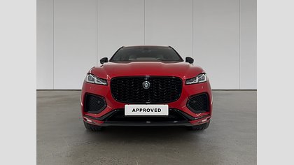 F-Pace 1