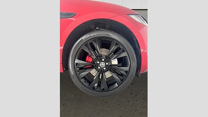 F-Pace 5