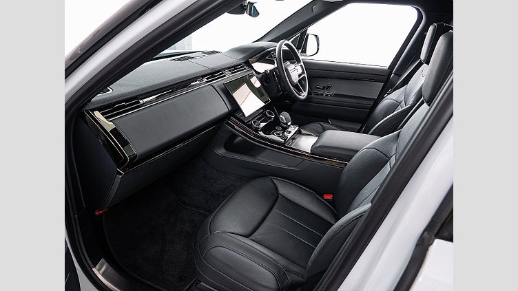 2023 認定中古車 Land Rover Range Rover Sport Fuji White 3.0 litre i6D​ ダイナミックSE D350