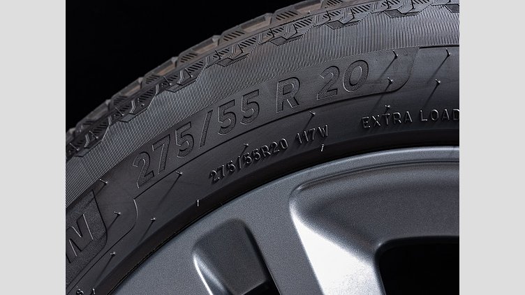 2023 認定中古車 Land Rover Range Rover Sport Fuji White 3.0 litre i6D​ ダイナミックSE D350