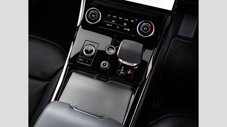 2023 認定中古車 Land Rover Range Rover Sport Fuji White 3.0 litre i6D​ ダイナミックSE D350