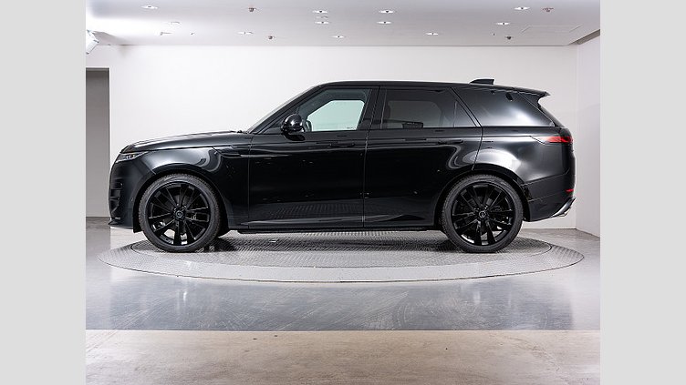 2023 認定中古車 Land Rover Range Rover Sport サントリーニブラック 3.0リッター6気筒400PSターボチャージドガソリンMHEV（オートマチック） FIRST EDITION