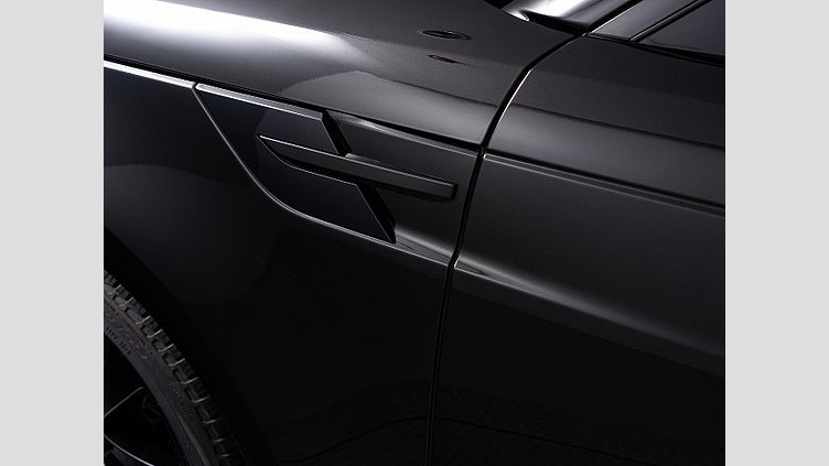 2023 認定中古車 Land Rover Range Rover Sport サントリーニブラック 3.0リッター6気筒400PSターボチャージドガソリンMHEV（オートマチック） FIRST EDITION