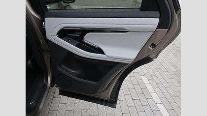 Range Rover Evoque 24