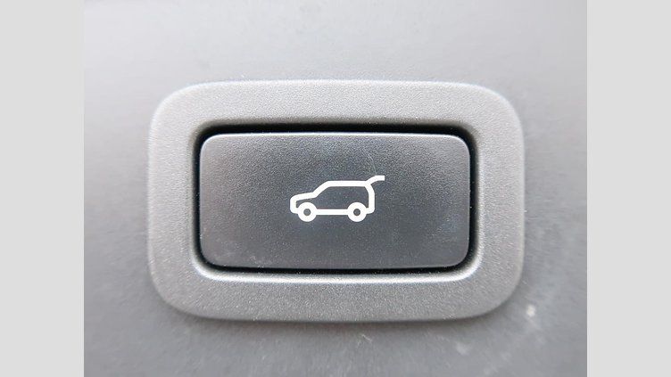 2021 認定中古車 Land Rover Range Rover Velar サントリーニブラック D200 AWD（オートマチック） MHEV ベースグレード