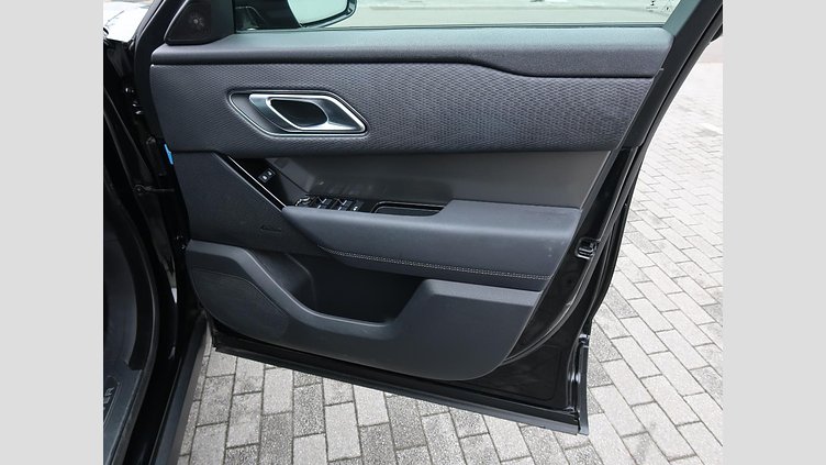 2021 認定中古車 Land Rover Range Rover Velar サントリーニブラック D200 AWD（オートマチック） MHEV ベースグレード