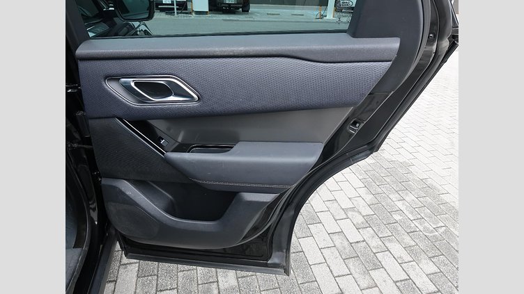 2021 認定中古車 Land Rover Range Rover Velar サントリーニブラック D200 AWD（オートマチック） MHEV ベースグレード