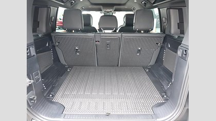 Defender 110 1