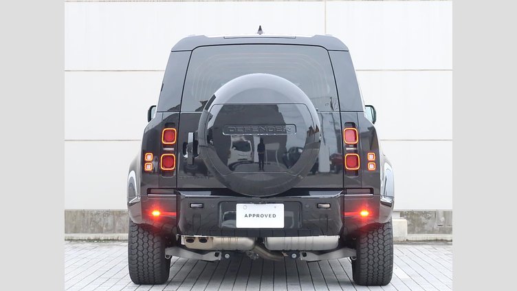 2023 認定中古車 Land Rover Defender 110 サントリーニブラック D300 AWD（AT） X-DYNAMIC HSE