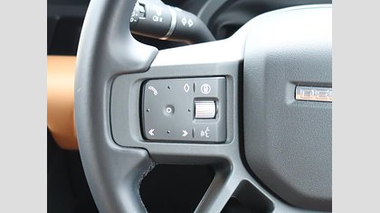 Defender 110 14