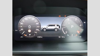 Defender 110 19