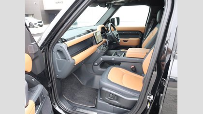 Defender 110 21