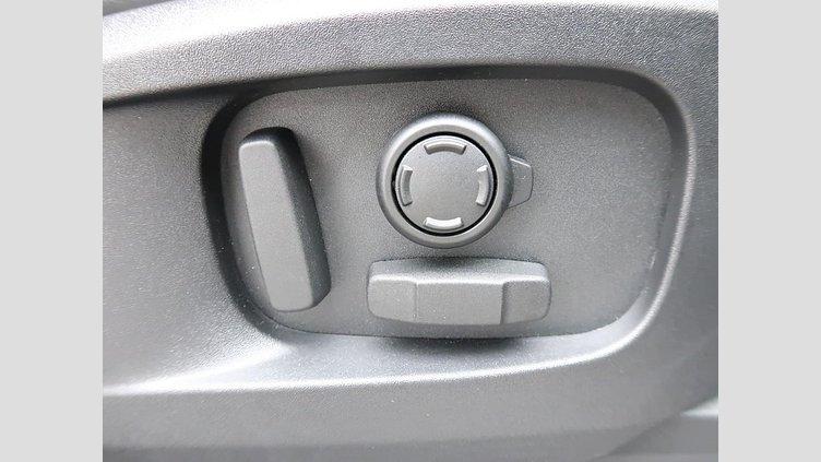 2023 認定中古車 Land Rover Defender 110 サントリーニブラック D300 AWD（AT） X-DYNAMIC HSE