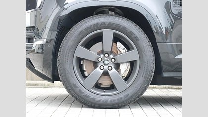 Defender 110 38