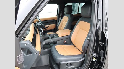 Defender 110 81