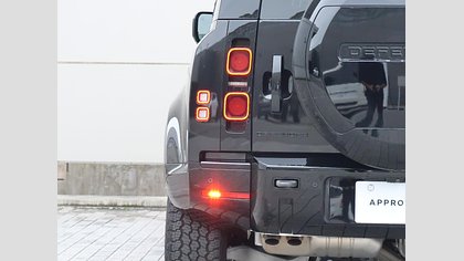 Defender 110 74