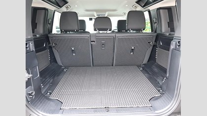 Defender 110 23