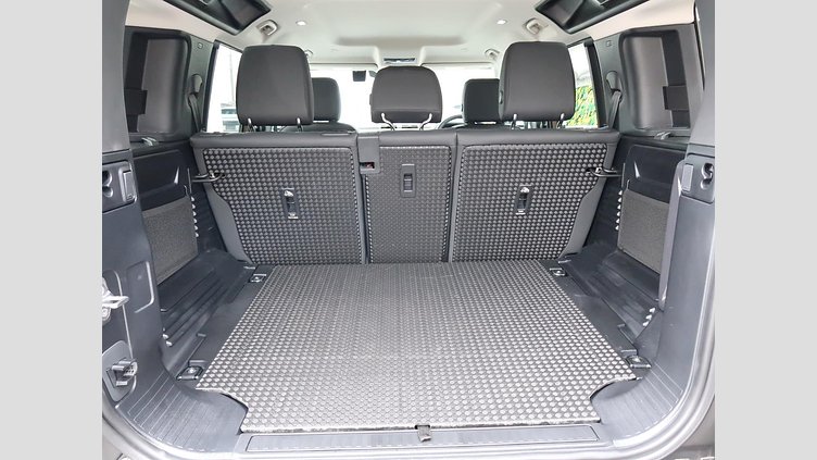 2023 認定中古車 Land Rover Defender 110 ゴンドワナストーン D300 AWD（AT） S
