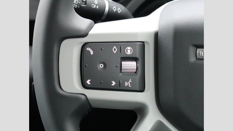 2023 認定中古車 Land Rover Defender 110 ゴンドワナストーン D300 AWD（AT） S