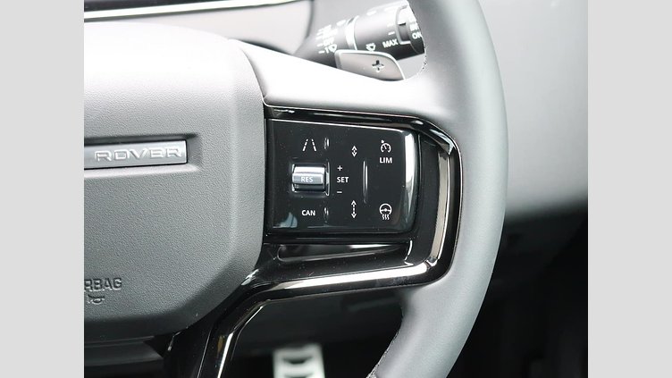 2024 認定中古車 Land Rover Range Rover Evoque サントリーニブラック D200マイルドハイブリッド（ディーゼル） スタンダードホイールベース DYNAMIC SE