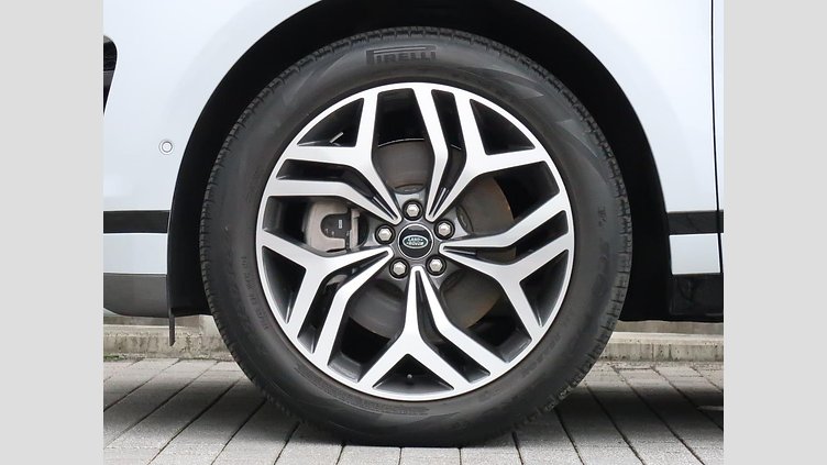 2021 認定中古車 Land Rover Range Rover Evoque ユーロンホワイト D200 AWD（オートマチック）MHEV R-DYNAMIC S