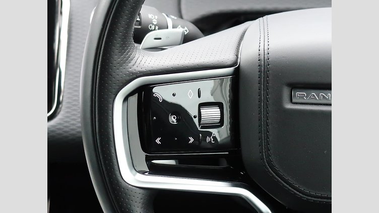 2021 認定中古車 Land Rover Range Rover Evoque ユーロンホワイト D200 AWD（オートマチック）MHEV R-DYNAMIC S