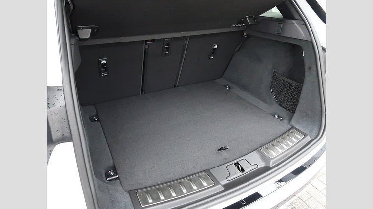 2021 認定中古車 Land Rover Range Rover Evoque ユーロンホワイト D200 AWD（オートマチック）MHEV R-DYNAMIC S