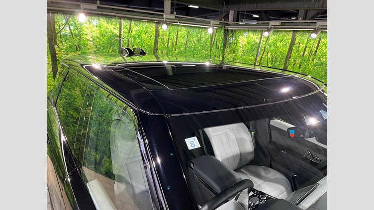 2023 認定中古車 Land Rover Range Rover Sport サントリーニブラック 3.0リッター6気筒300PSターボチャージドディーゼルMHEV（オートマチック） DYNAMIC SE