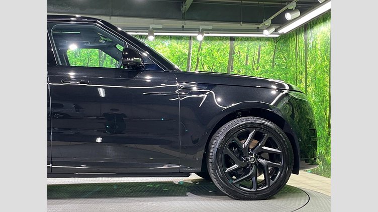 2023 認定中古車 Land Rover Range Rover Sport サントリーニブラック 3.0リッター6気筒300PSターボチャージドディーゼルMHEV（オートマチック） DYNAMIC SE