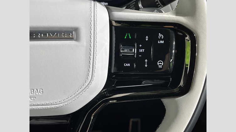 2023 認定中古車 Land Rover Range Rover Sport サントリーニブラック 3.0リッター6気筒300PSターボチャージドディーゼルMHEV（オートマチック） DYNAMIC SE