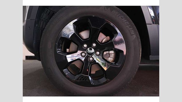 2021 認定中古車 Land Rover Defender 90 Santorini Black 2.0 litre i4P Petrol 90HSE2.0L P300 4WD