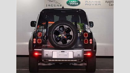 Defender 90 6