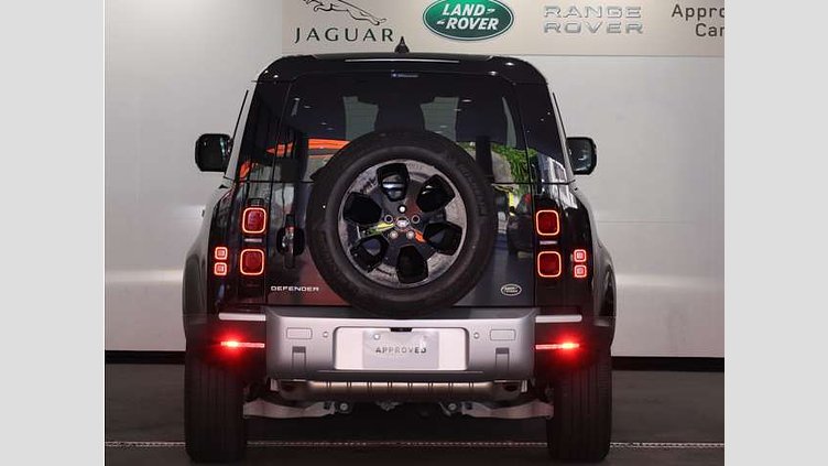 2021 認定中古車 Land Rover Defender 90 Santorini Black 2.0 litre i4P Petrol 90HSE2.0L P300 4WD