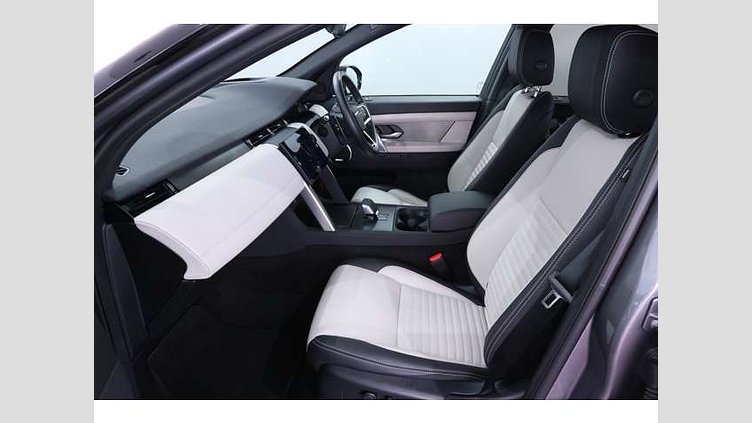 2024 認定中古車 Land Rover Discovery Sport アイガーグレイ P300eプラグインハイブリッド（ガソリン） 標準ホイール DYNAMIC HSE