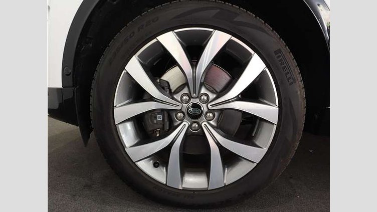 2024 認定中古車 Land Rover Discovery Sport フジホワイト プラグインハイブリッド（ガソリン） 標準ホイール Dynamic HSE