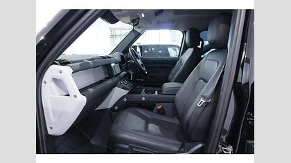 Defender 110 3