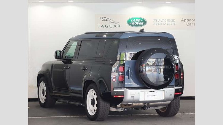 2024 認定中古車 Land Rover Defender 110 サントリーニブラック D300 AWD（AT） County Pack
