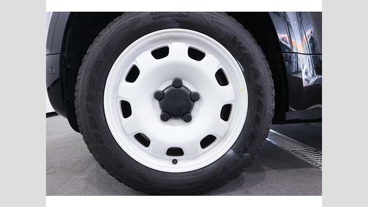 2024 認定中古車 Land Rover Defender 110 サントリーニブラック D300 AWD（AT） County Pack