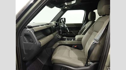 Defender 110 5