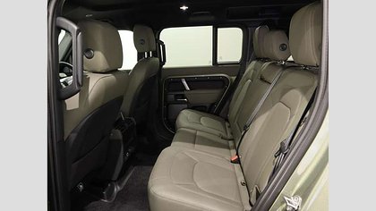 Defender 110 3
