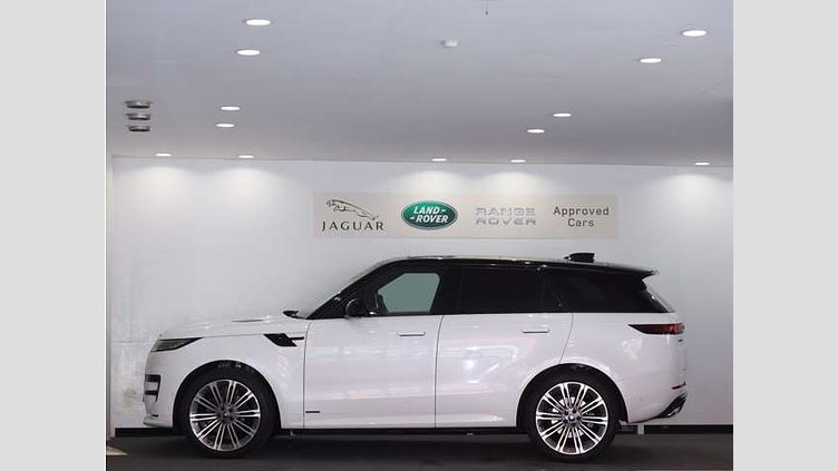 2024 認定中古車 Land Rover Range Rover Sport オストゥーニパールホワイト P550eプラグインハイブリッド（ガソリン） スタンダードホイールベース Autobiography