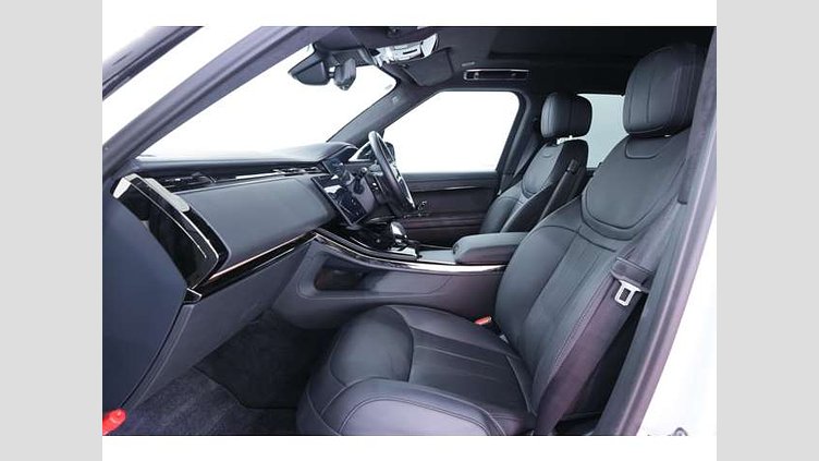2024 認定中古車 Land Rover Range Rover Sport オストゥーニパールホワイト P550eプラグインハイブリッド（ガソリン） スタンダードホイールベース Autobiography