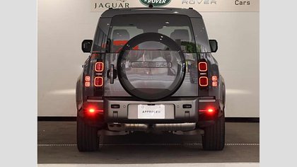 Defender 130 6